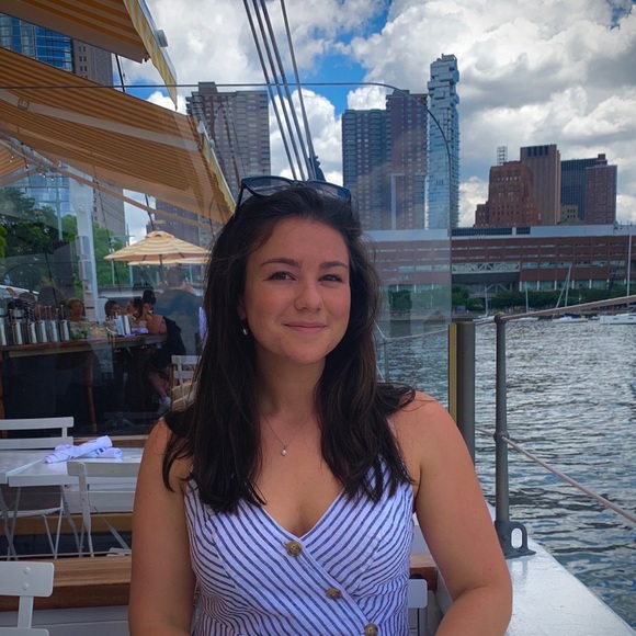 Profile Picture of Sophia Kocevar (@esophiako) on Poshmark