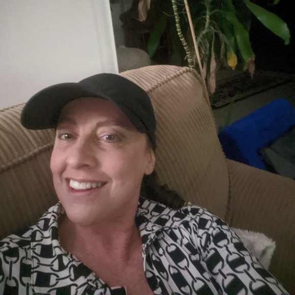 Profile Picture of Stacey Flatten (@sflatten1115) on Poshmark