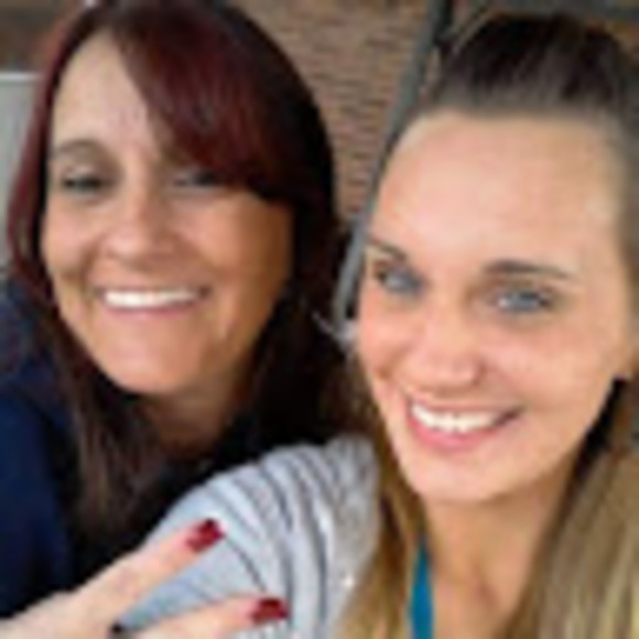 Profile Picture of Jennavieve Kaplings (@jkaplings) on Poshmark