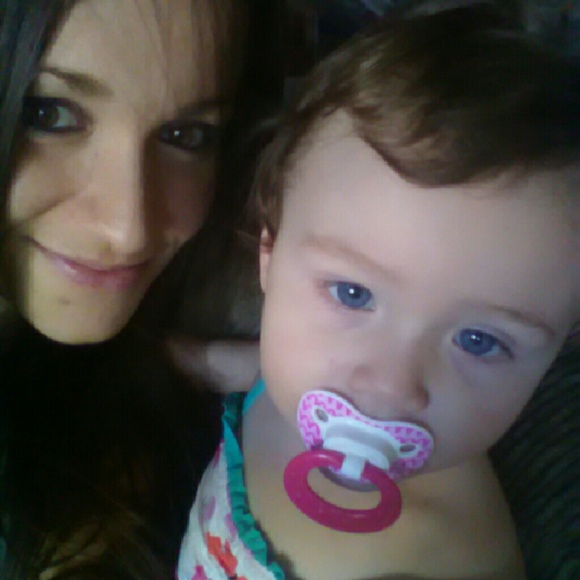 Profile Picture of Aleesha Carothers (@aleeshamiranda) on Poshmark