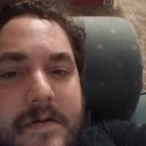 Profile Picture of Jeffrey Scott (@scottjallen525) on Poshmark