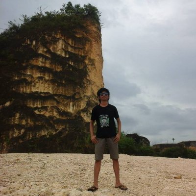 Profile Picture of Paul Vincent Moral (@sherlock_paul09) on Twitter