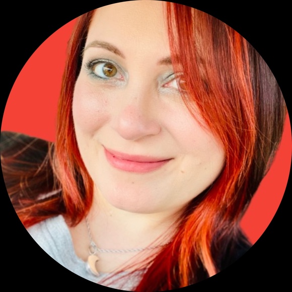 Profile Picture of Karen Berlin (@klberlin) on Poshmark