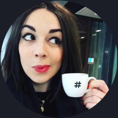 Profile Picture of Julia White 👀 (@JuliaWhite) on Twitter