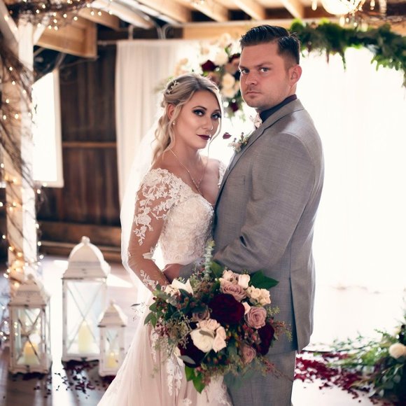 Profile Picture of Clarissa Holding (@missclarmarie) on Poshmark