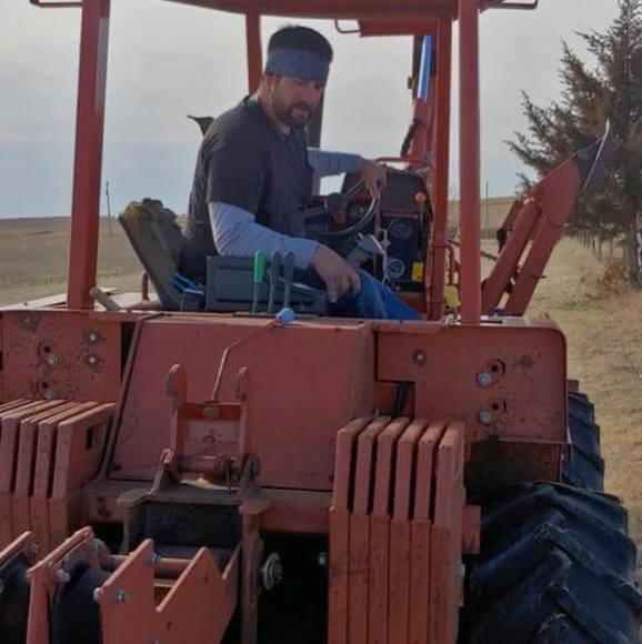 Profile Picture of Daniel Norton (@danrobnorton) on Poshmark