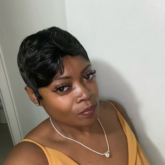 Profile Picture of Sheretta Person (@missy_807) on Poshmark