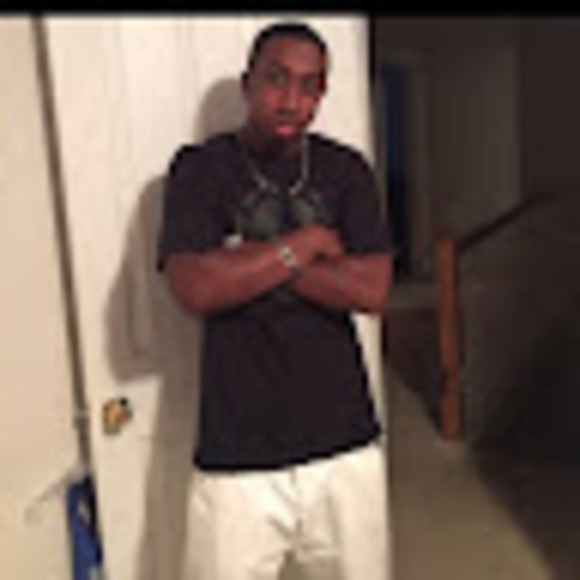 Profile Picture of Talmadge Coleman (@tcolem18) on Poshmark