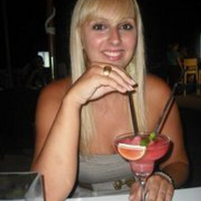 Profile Picture of Isabel Artiles (@isabelartiles) on Twitter