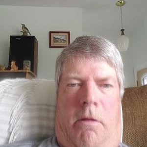 Profile Picture of @bigwhofan77 (@MikeTowne7) on Twitter