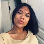 Profile Picture of Monique (@moniquerochax) on Instagram