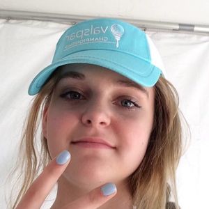 Profile Picture of Savannah Clarke (@savannahclarke) on Myspace