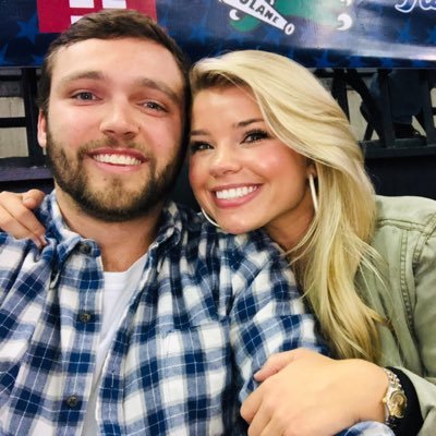 Profile Picture of AJ Sturdivant (@SturDaBird21) on Twitter