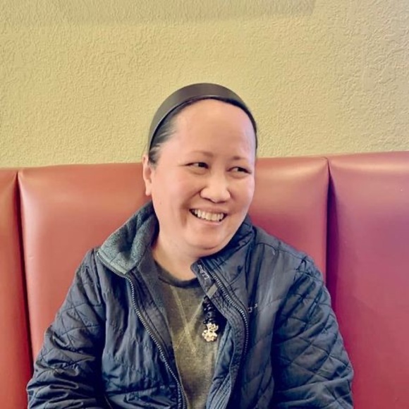 Profile Picture of Isabella Abasolo (@jjugo_many_usa) on Poshmark