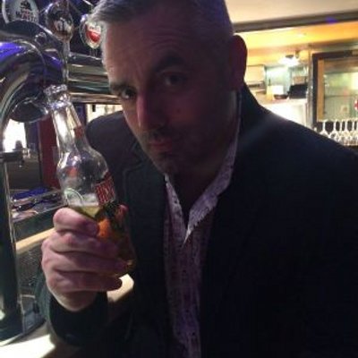 Profile Picture of Robert Hewett (@roberthewett69) on Twitter