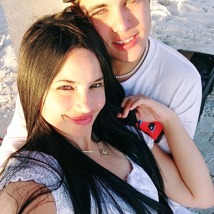 Profile Picture of lisandralorenzo22 (@lisandralorenzo22) on Tiktok