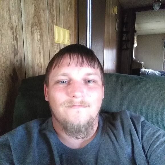 Profile Picture of Jonathan Miller (@jonathanmill442) on Poshmark