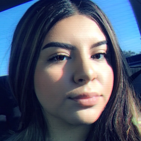 Profile Picture of Daniela Trujillo (@trujillodani18) on Poshmark