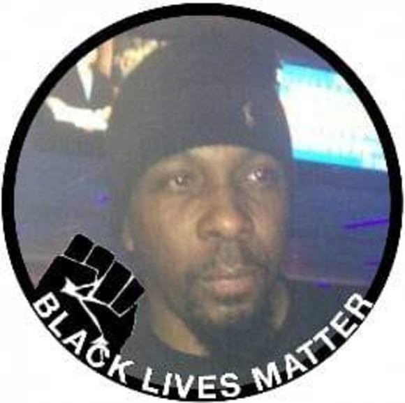 Profile Picture of Dajuan Mrsupremeburnett (@mrsupreme81) on Poshmark