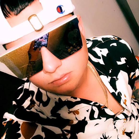 Profile Picture of Yasmani Cabrera (@yasmani_cabrera) on Poshmark