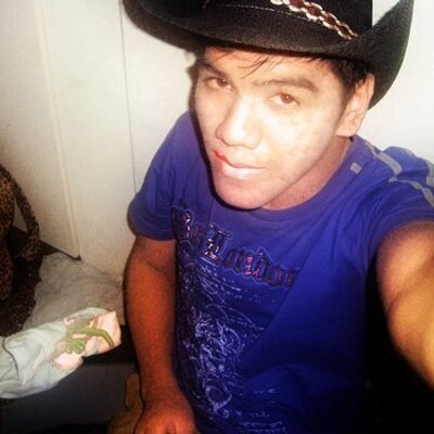 Profile Picture of Robert Montemayor (@robertseulong) on Twitter