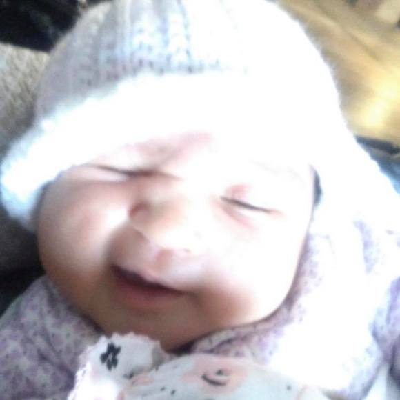 Profile Picture of Daniella Decarli (@francheska2003) on Poshmark