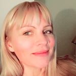Profile Picture of Shelley Travers (@shelleyt77) on Instagram