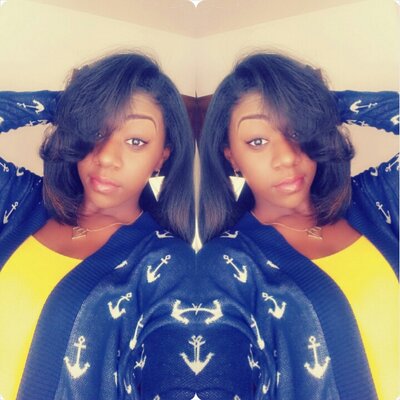 Profile Picture of Nicole Holmes (@_Nicky_Lovely_) on Twitter