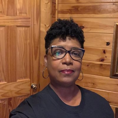 Profile Picture of Dora Wallace (@DoraWal45862350) on Twitter