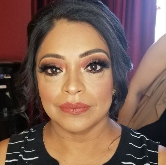 Profile Picture of Maribel Olvera (@maribeolvflores) on Poshmark