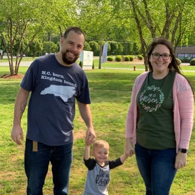 Profile Picture of Kimberly Hedrick (@TheMrsHedrick) on Twitter