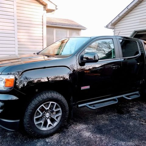 Profile Picture of Brad Martin (@robud76) on Poshmark