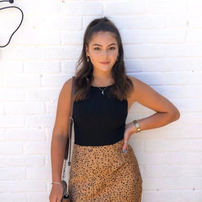 Profile Picture of Courtney Randino (@CourtneyRandino) on Twitter