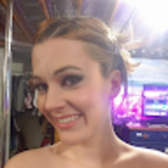 Profile Picture of Megan Greist (@meganjgreist) on Poshmark