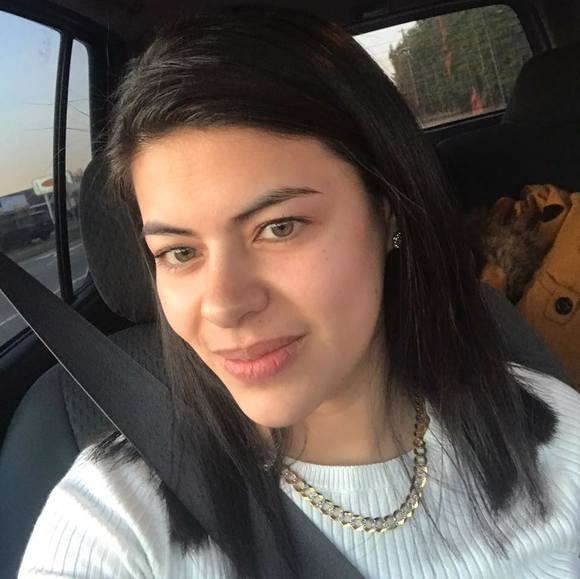 Profile Picture of Mariela Bueso (@marielbueso_07) on Poshmark