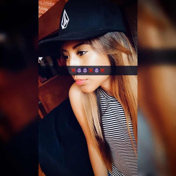 Jennifer Narciso - Poshmark Profile Picture of Jennifer Narciso (@jenny8360) on Poshmark