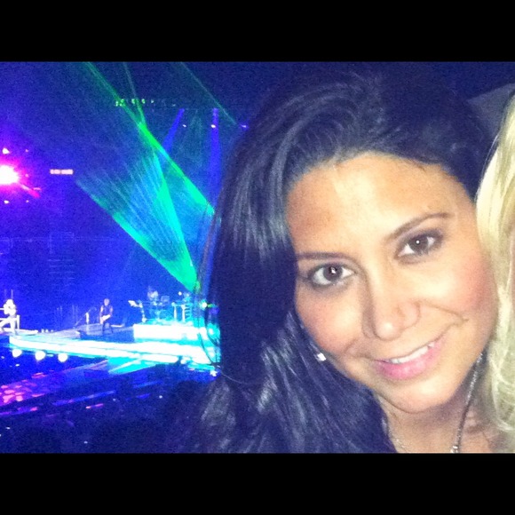 Profile Picture of Janine Catalonello (@jcata) on Poshmark