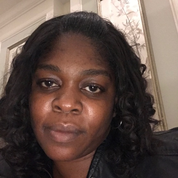Profile Picture of Shelly Franklin (@familyfirst0711) on Poshmark