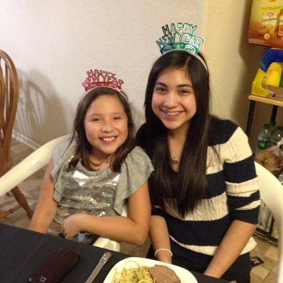 Profile Picture of Angela Terrazas (@angelaterrazas) on Poshmark