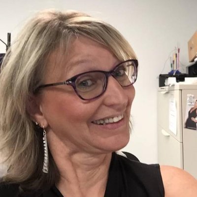 Profile Picture of Laurel Riley-Hayes (@prplcatwoman424) on Twitter