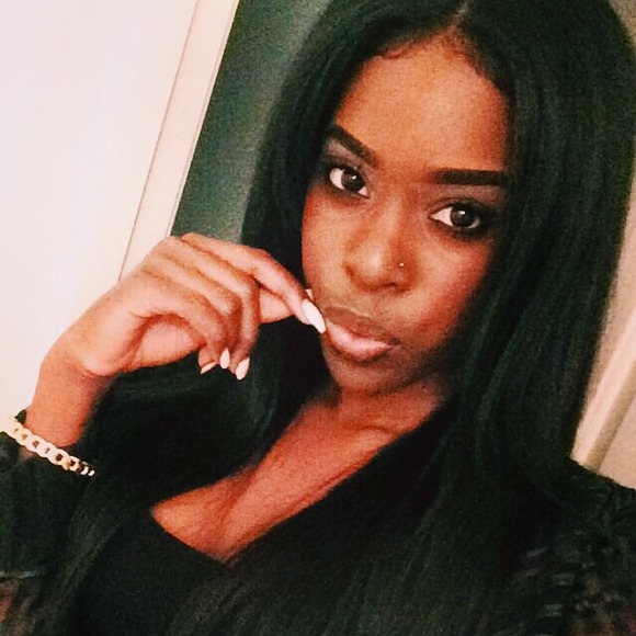 Profile Picture of Lanesha Mize (@adorelala_) on Poshmark