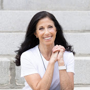 Profile Picture of Lisa Swanson (@lisaswansonfit) on Youtube