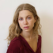 Profile Picture of Julia Stern (@juliastern1117) on Youtube