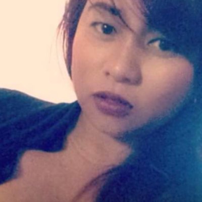 Profile Picture of Lovi Shawn Hinkle (@owl_kisses83) on Twitter