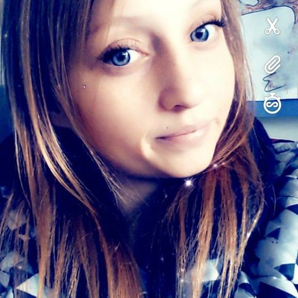 Profile Picture of Amanda Grover (@madisonmommy11) on Poshmark