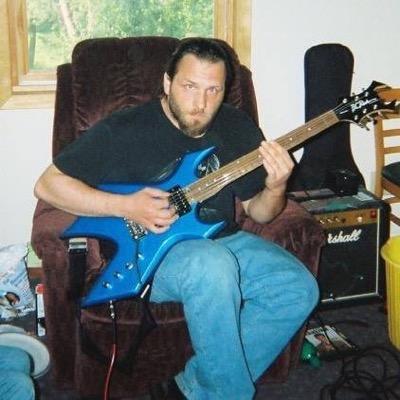 Profile Picture of Joe Kmiecik (@chainz78) on Twitter