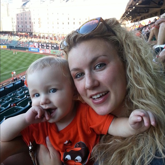 Profile Picture of Jenna Pritchett (@luke1130) on Poshmark