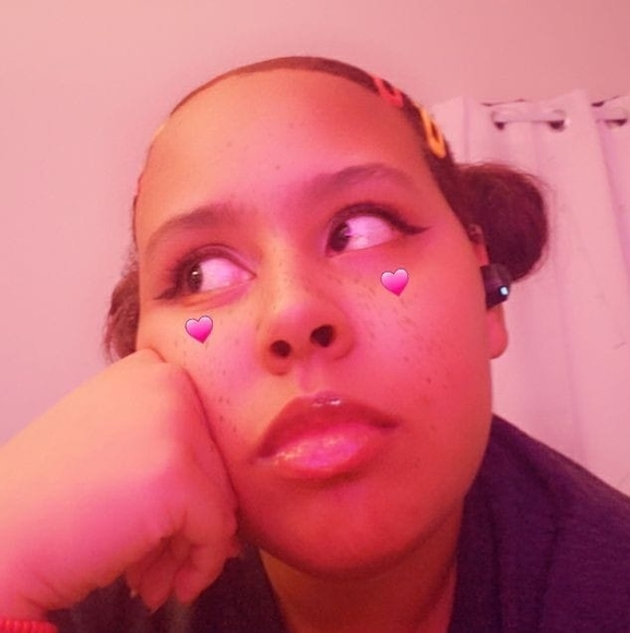 Profile Picture of Mykaila Donavan (@mytd2003) on Poshmark