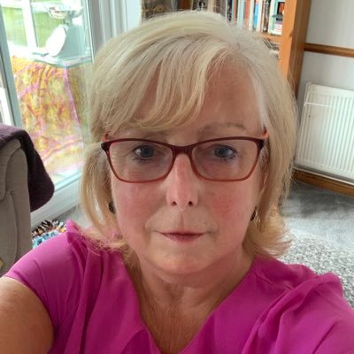Profile Picture of Eileen Roberts (@Mollie7) on Twitter