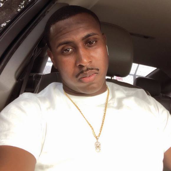 Profile Picture of Irving Gantt (@9pee0wee4) on Poshmark